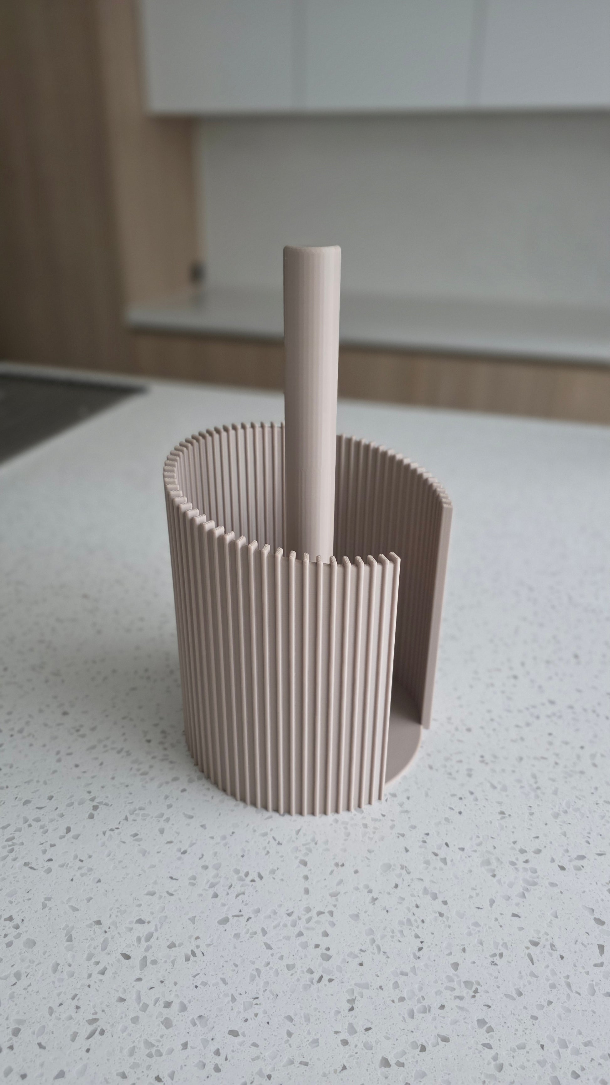 BacxnzPrints 3D Printed “Japandi” Kitchen Roll Holder